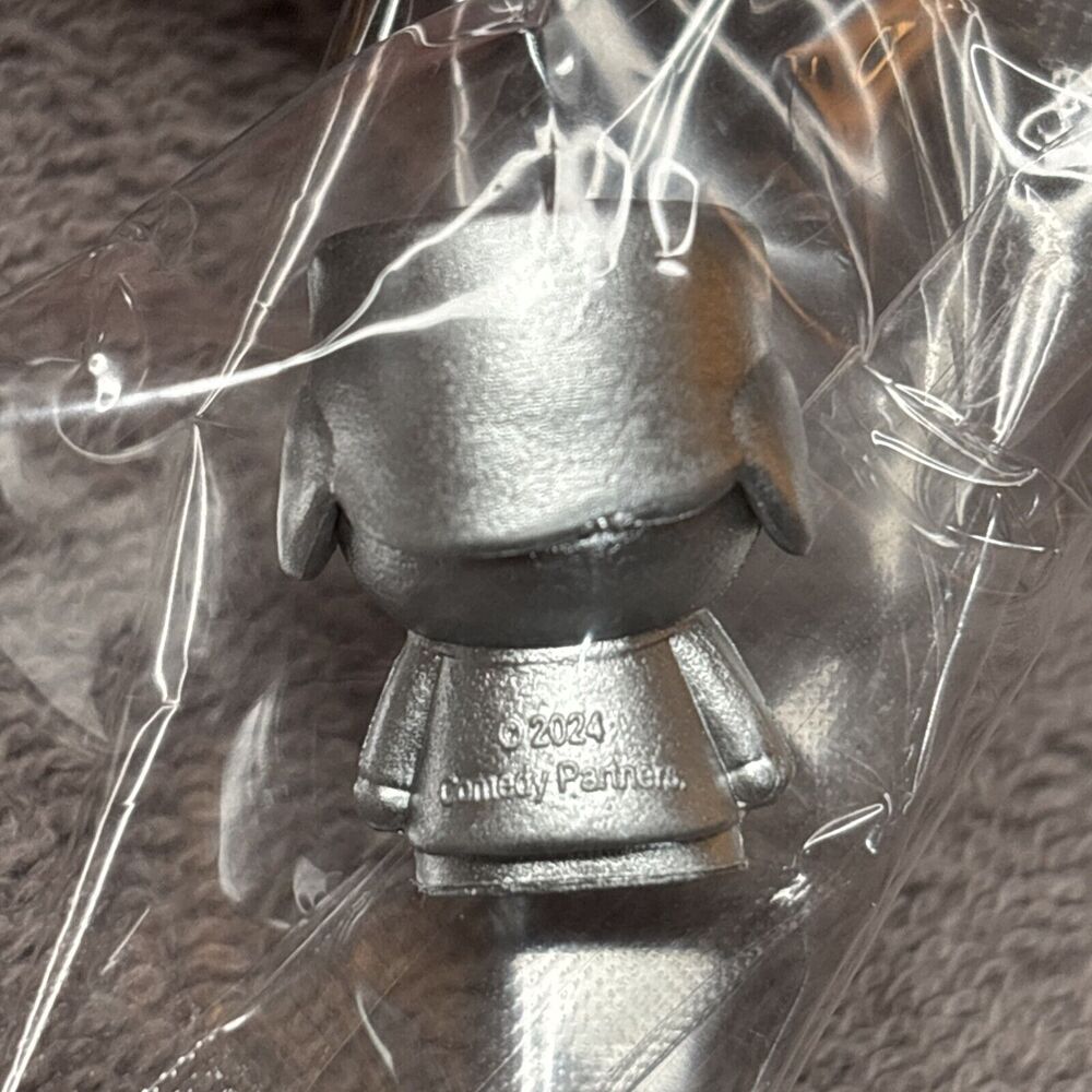 Kyle (Chase Metallic Silver) 1" South Park Micro Figure. Open Blind Bag. - Picture 3 of 5